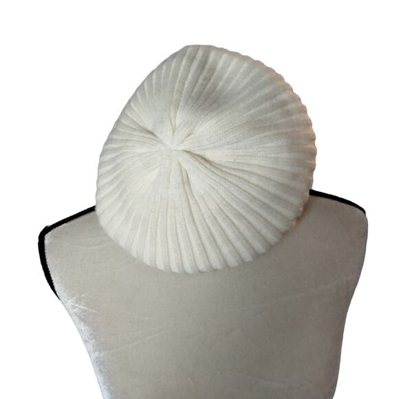 Vintage 90s Isotoner Knits Women’s Tam Beret Hat Cream 100% Acrylic - Picture 1 of 6